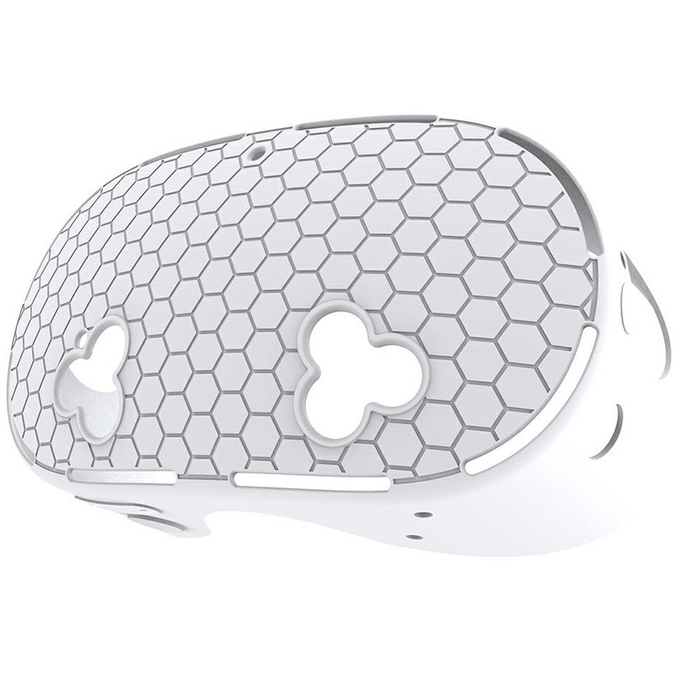 Quest 3S honeycomb case, lens area detail