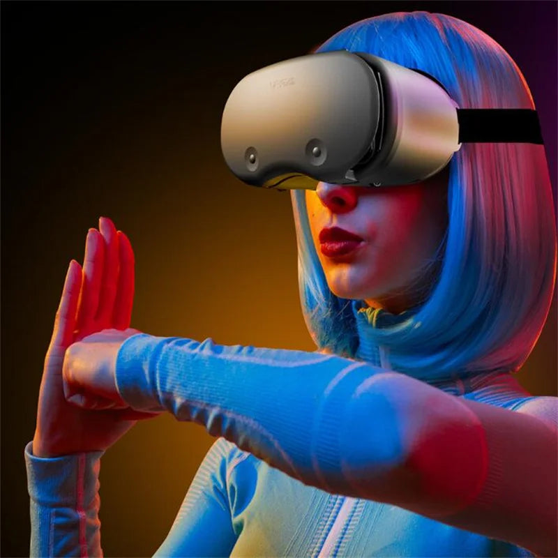 MetaNexusXR VRG X7 VR headset box with Google Cardboard branding, showcasing compatibility with smartphones. | MetaNexusXR