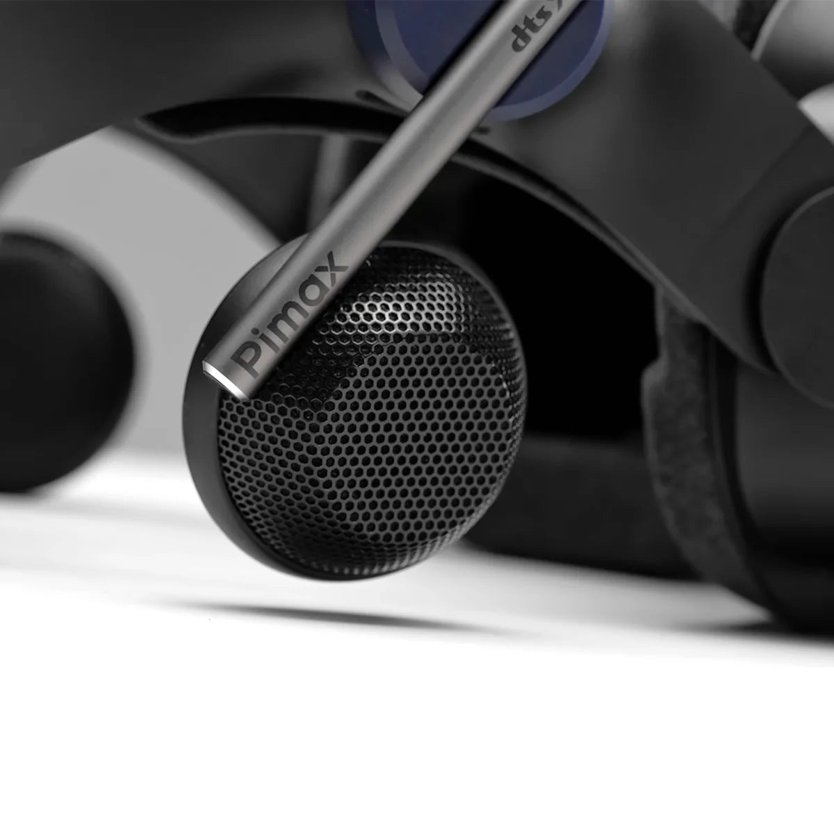 MetaNexusXR presents Pimax DMAS earphone, integrated for superior VR audio immersion. | MetaNexusXR