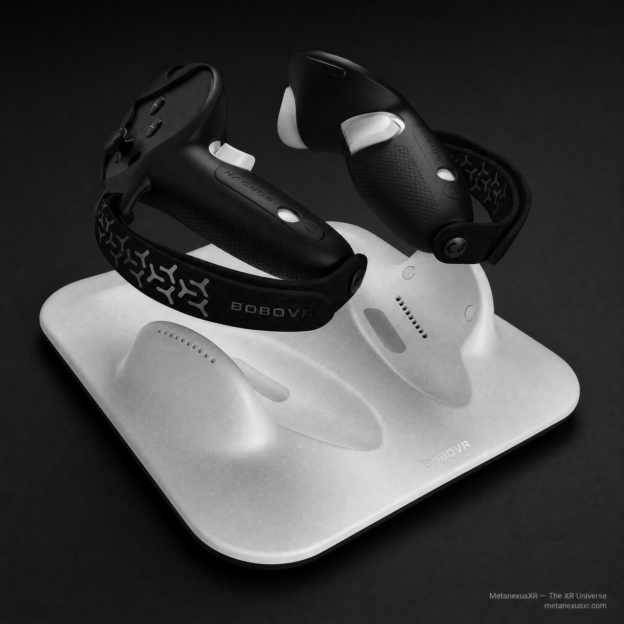 BOBOVR CD3 controller charging dock - front view, SKU 6807003351A